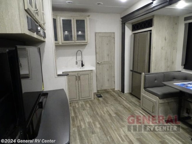 2023 Avalanche 352BH by Keystone from General RV Center in Dover, Florida