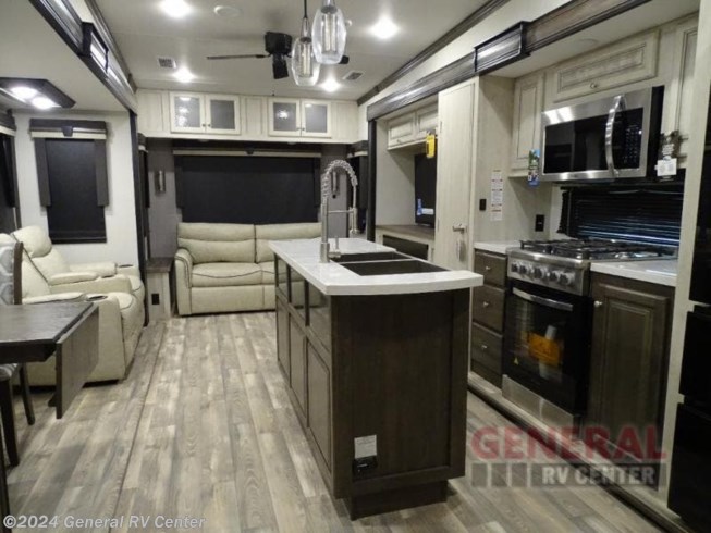 2022 Cardinal Luxury 360RLX by Forest River from General RV Center in Dover, Florida
