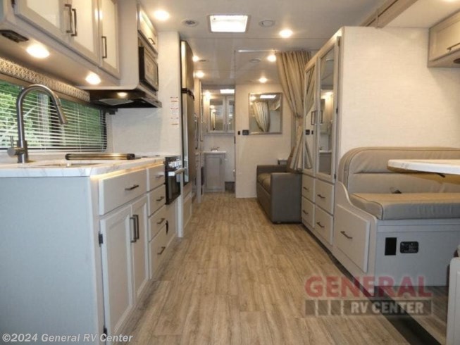 2024 Quantum SE SL27 Ford by Thor Motor Coach from General RV Center in Dover, Florida