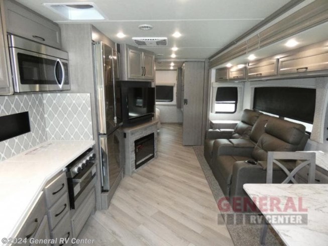 2024 Vacationer 33C by Holiday Rambler from General RV Center in Dover, Florida