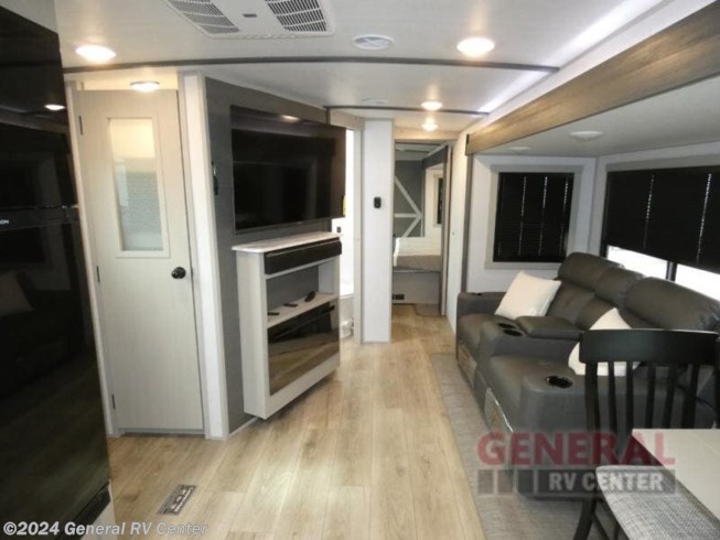 2024 Wildwood Heritage Glen 270FKS by Forest River from General RV Center in Dover, Florida