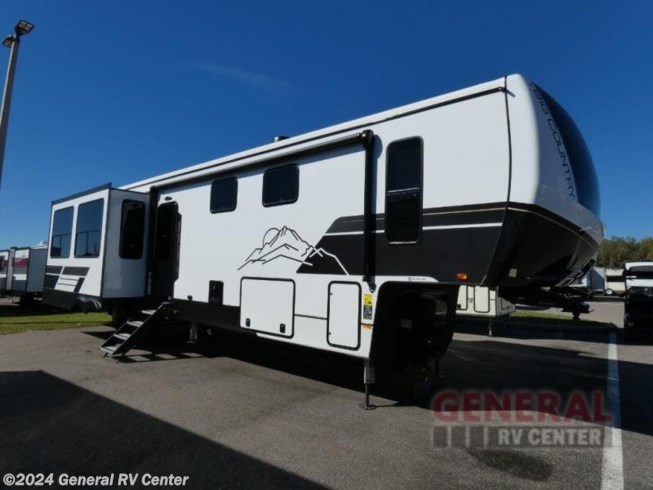 New 2024 Heartland Big Country 3705FB available in Dover, Florida
