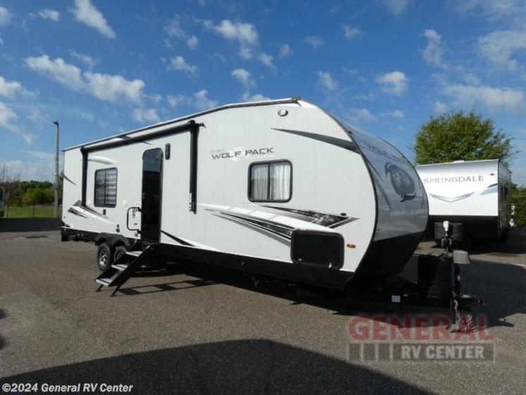 Used 2022 Forest River Cherokee Wolf Pack 23PACK15 available in Dover, Florida