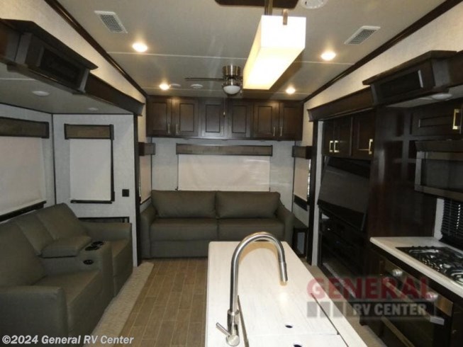 2020 Columbus F382FB by Palomino from General RV Center in Dover, Florida