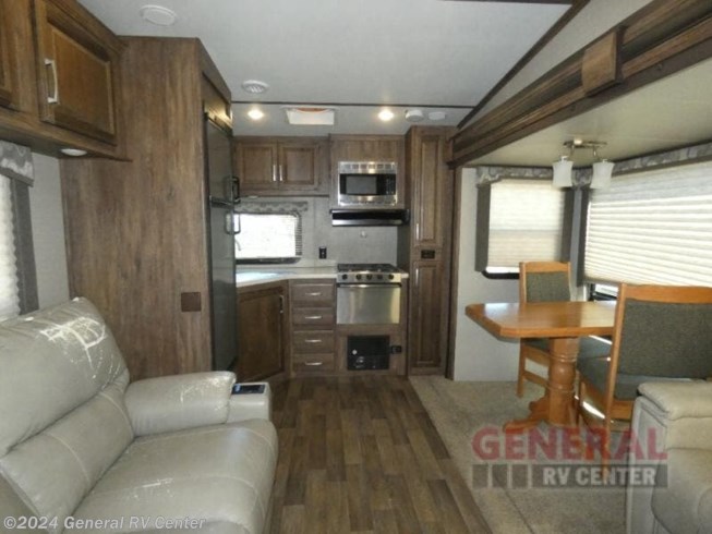 2017 Cougar X-Lite 27RKS by Keystone from General RV Center in Dover, Florida