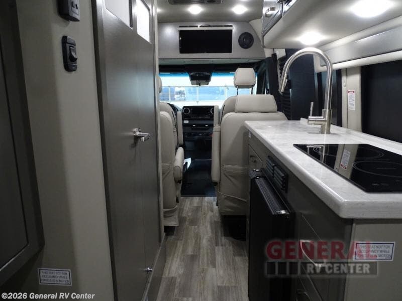 2024 Fleetwood Xcursion SL4E #299969 - For Sale in Dover, FL
