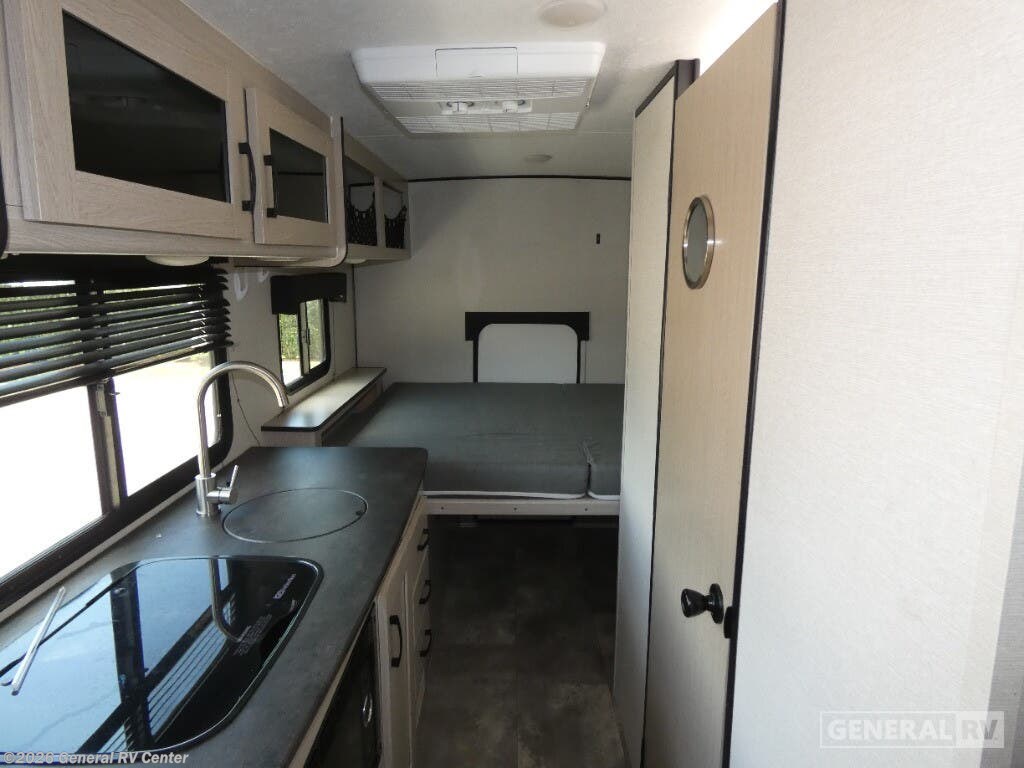 2022 Coachmen Remote 16R - Used Travel Trailer For Sale by General RV Center in Dover, Florida
