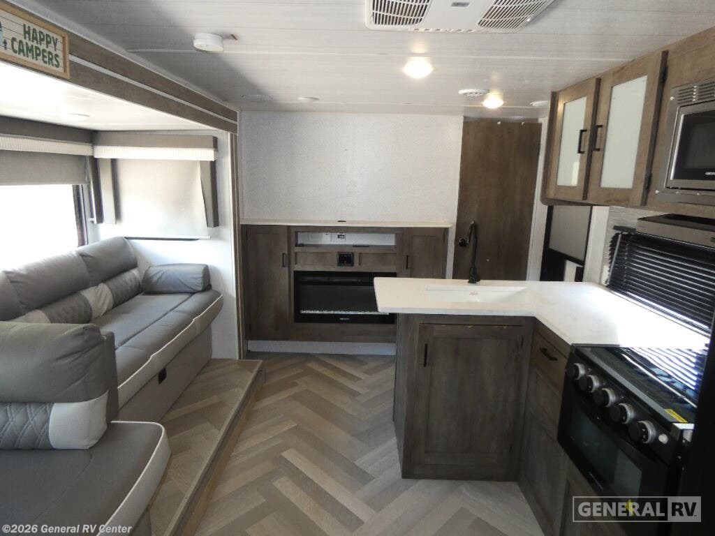 Used 2022 Forest River Salem 28VBXL 1-SL available in Dover, Florida