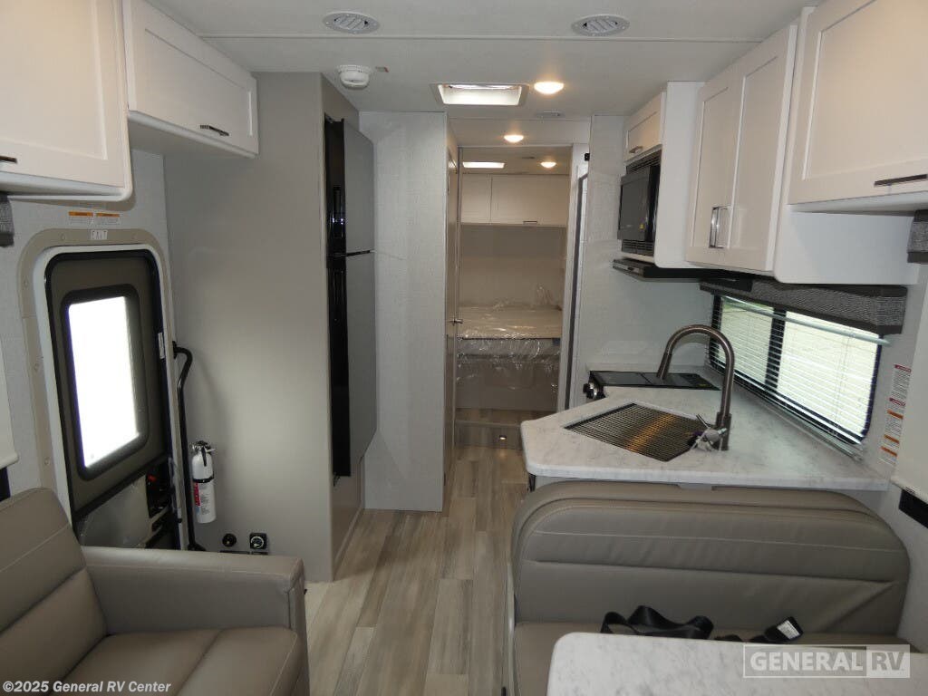 2026 Thor Motor Coach Pasadena SZ28 - New Class C For Sale by General RV Center in Dover, Florida