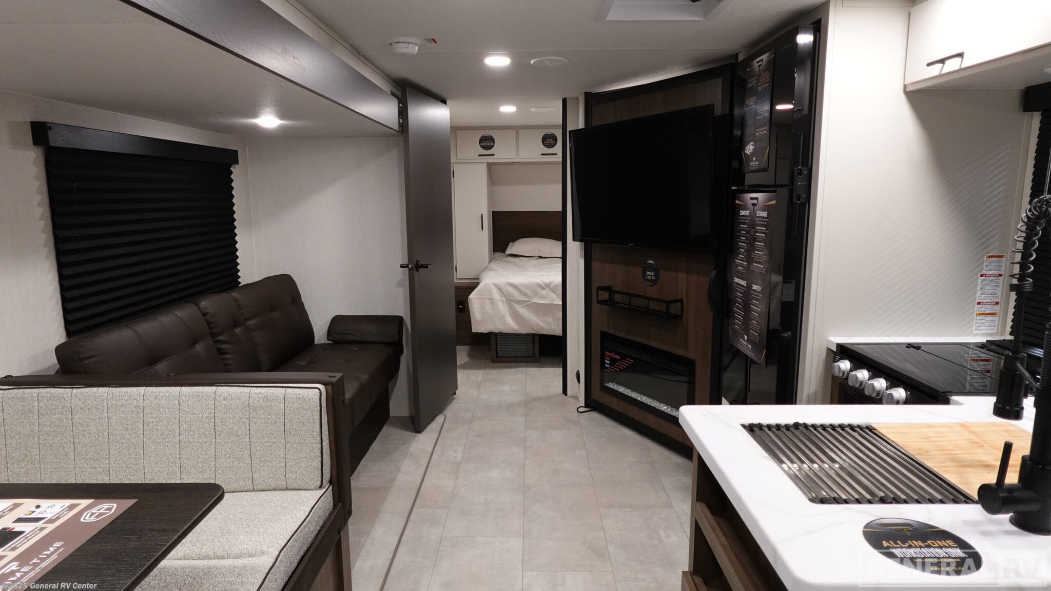 New 2026 Prime Time Tracer 295DB available in Dover, Florida