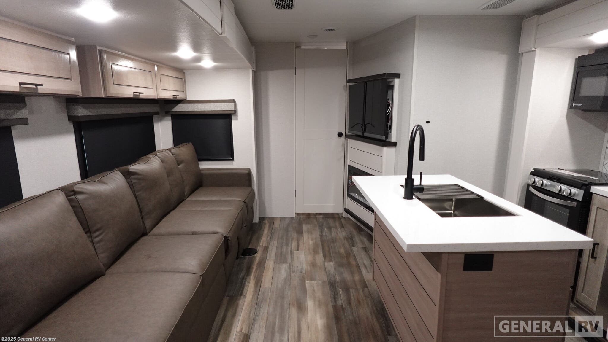 2026 Highland Ridge Open Range 338BHS - New Travel Trailer For Sale by General RV Center in Dover, Florida