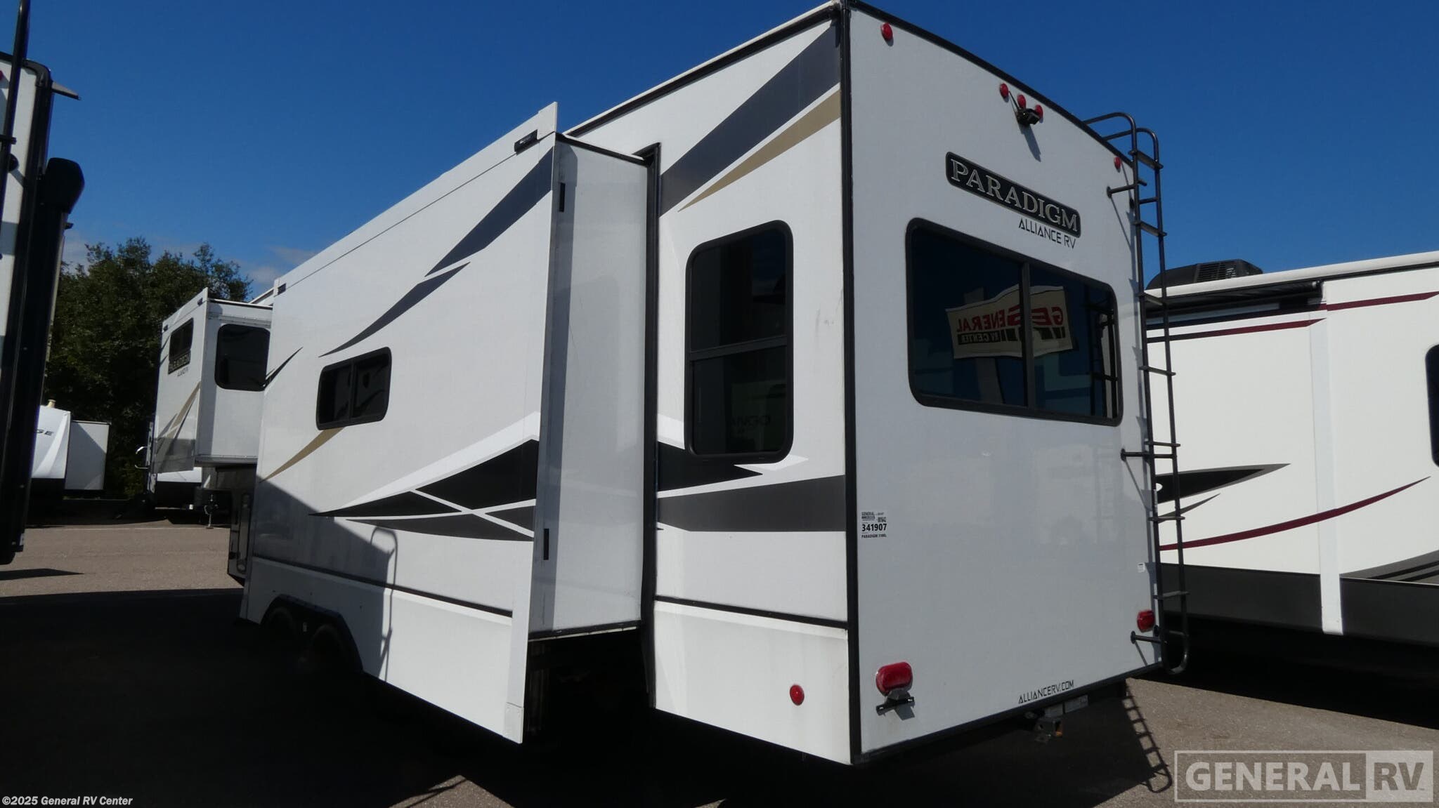 2021 Paradigm 310RL by Alliance RV from General RV Center in Dover, Florida