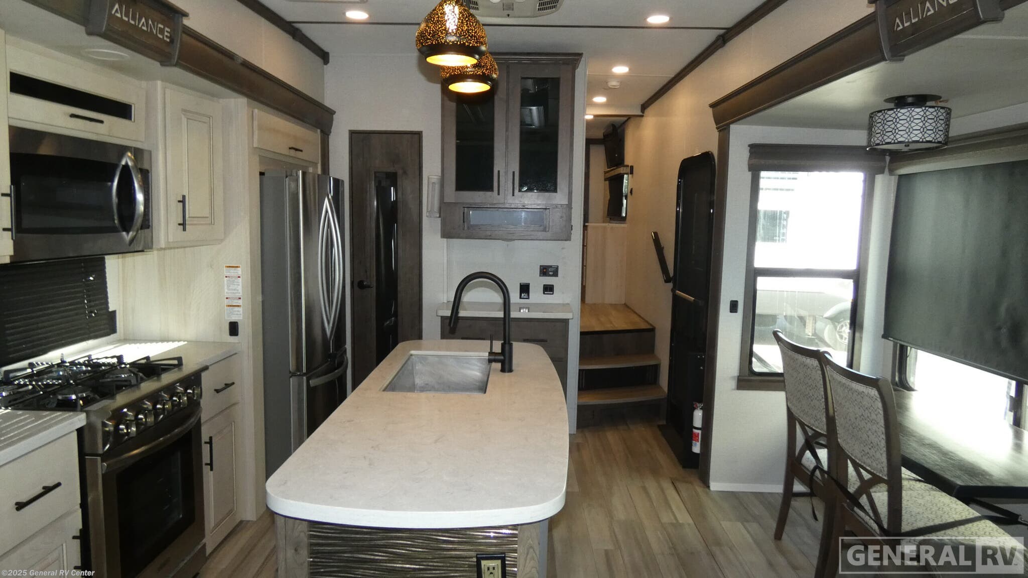 Used 2021 Alliance RV Paradigm 310RL available in Dover, Florida