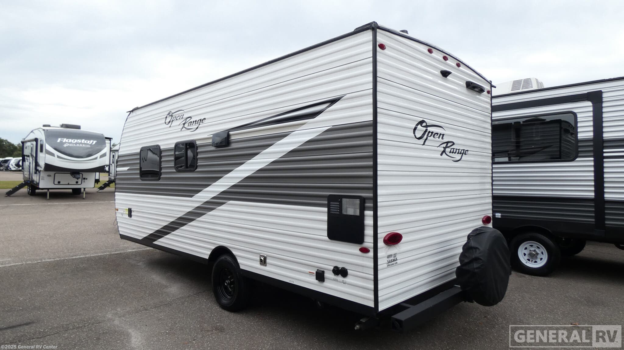 2024 Open Range Conventional 182RB by Highland Ridge from General RV Center in Dover, Florida