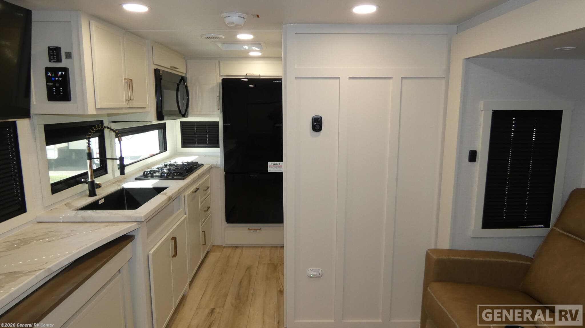 2026 Brinkley RV Model Ix 20X - New Travel Trailer For Sale by General RV Center in Dover, Florida