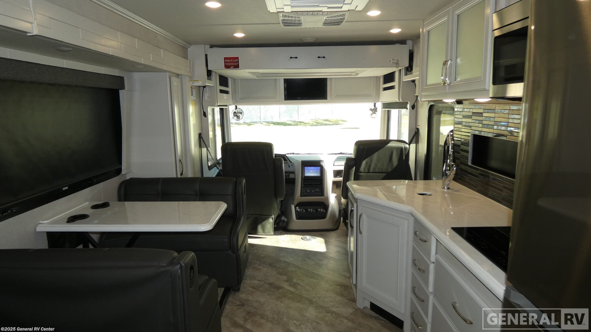 Used 2023 Fleetwood Southwind 37F available in Dover, Florida