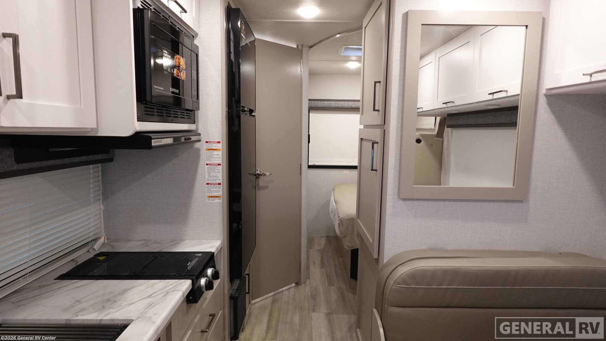 2026 Thor Motor Coach Pasadena SE SZ22 Chevy - New Class C For Sale by General RV Center in Dover, Florida