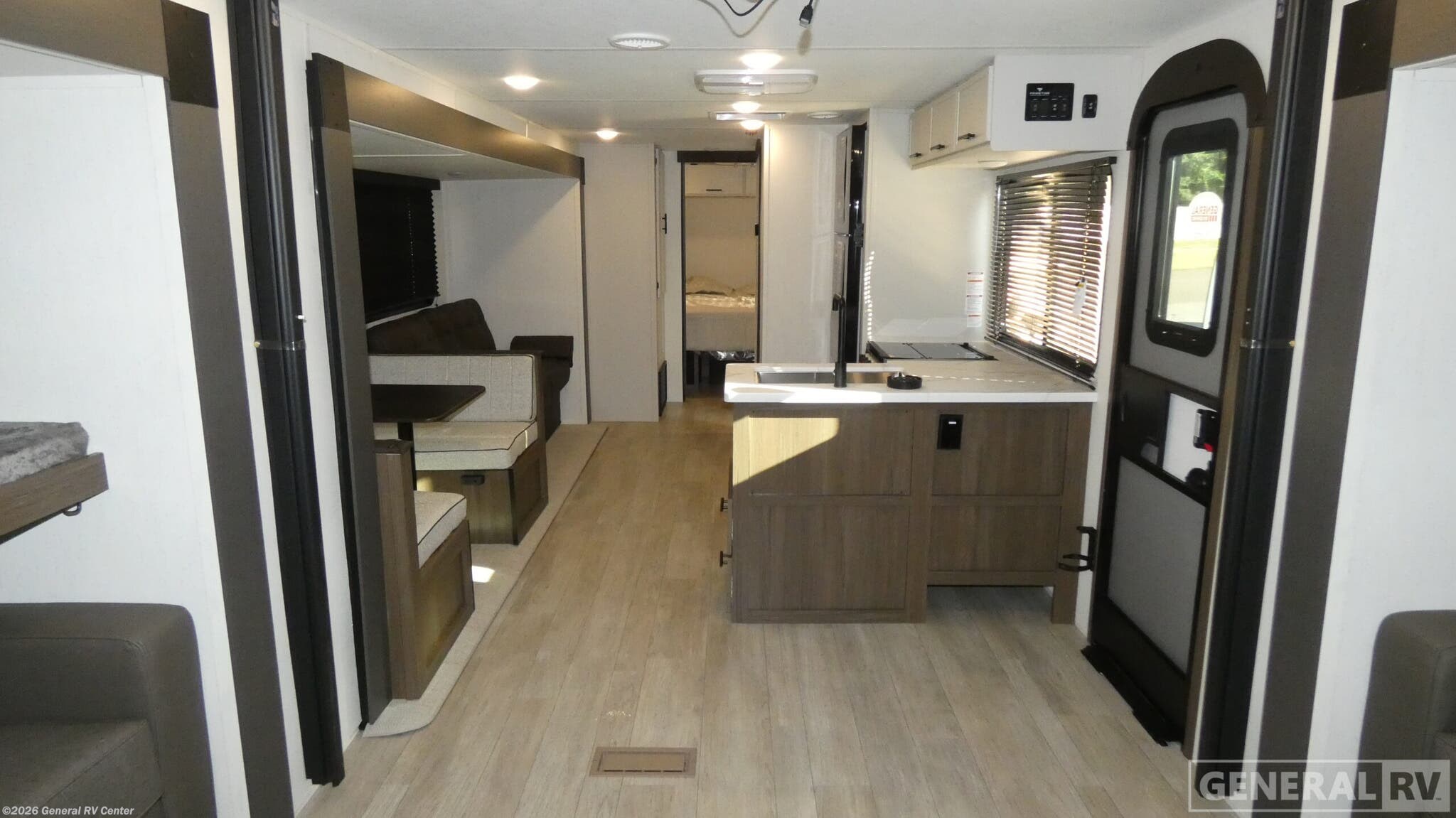 New 2026 Prime Time Avenger 30PO available in Dover, Florida