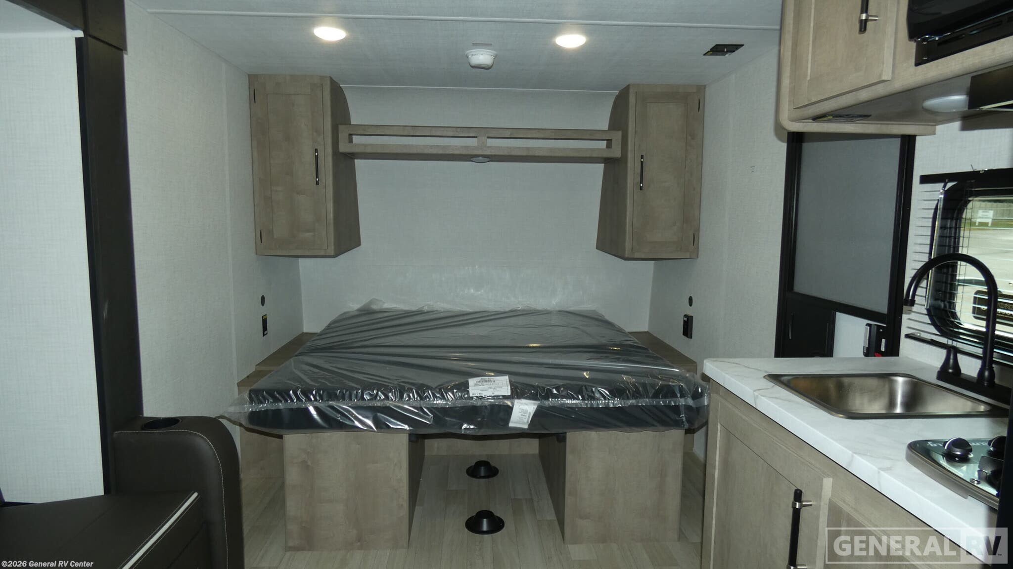 New 2026 Keystone Springdale Mini 1990BHS available in Dover, Florida