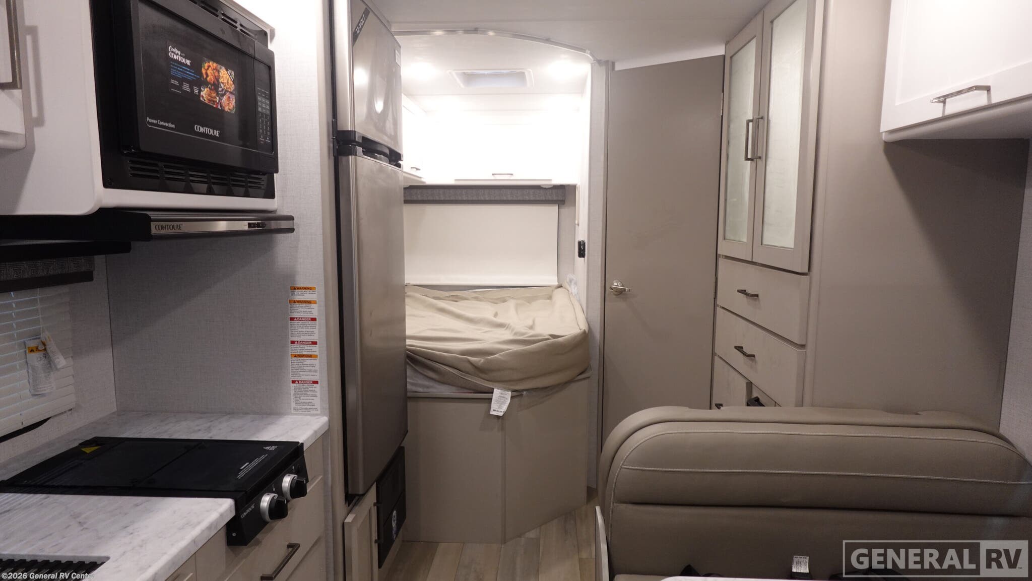 2026 Thor Motor Coach Pasadena SE SE21 Chevy - New Class C For Sale by General RV Center in Dover, Florida