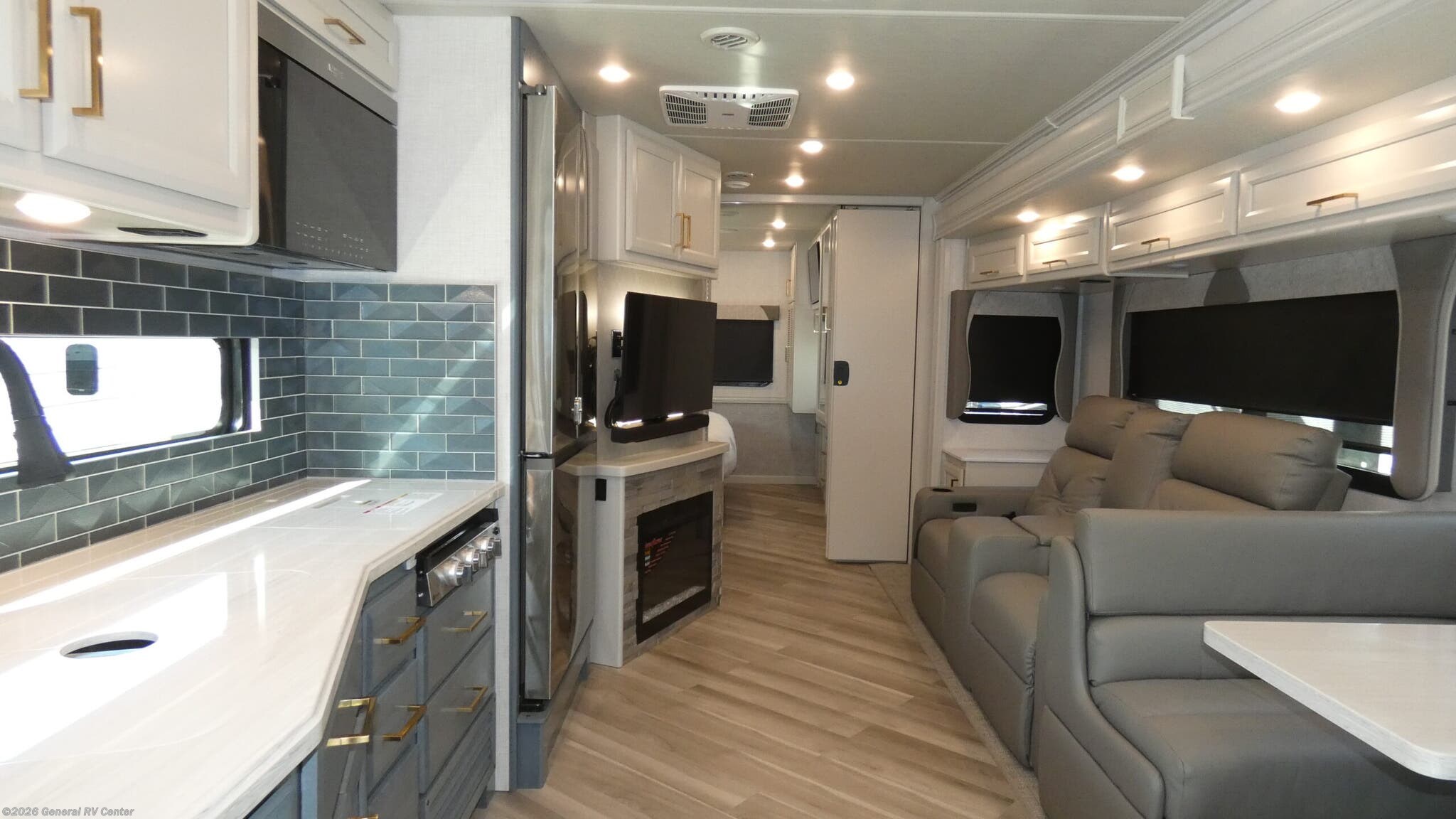2026 Fleetwood Bounder 33C - New Class A For Sale by General RV Center in Dover, Florida