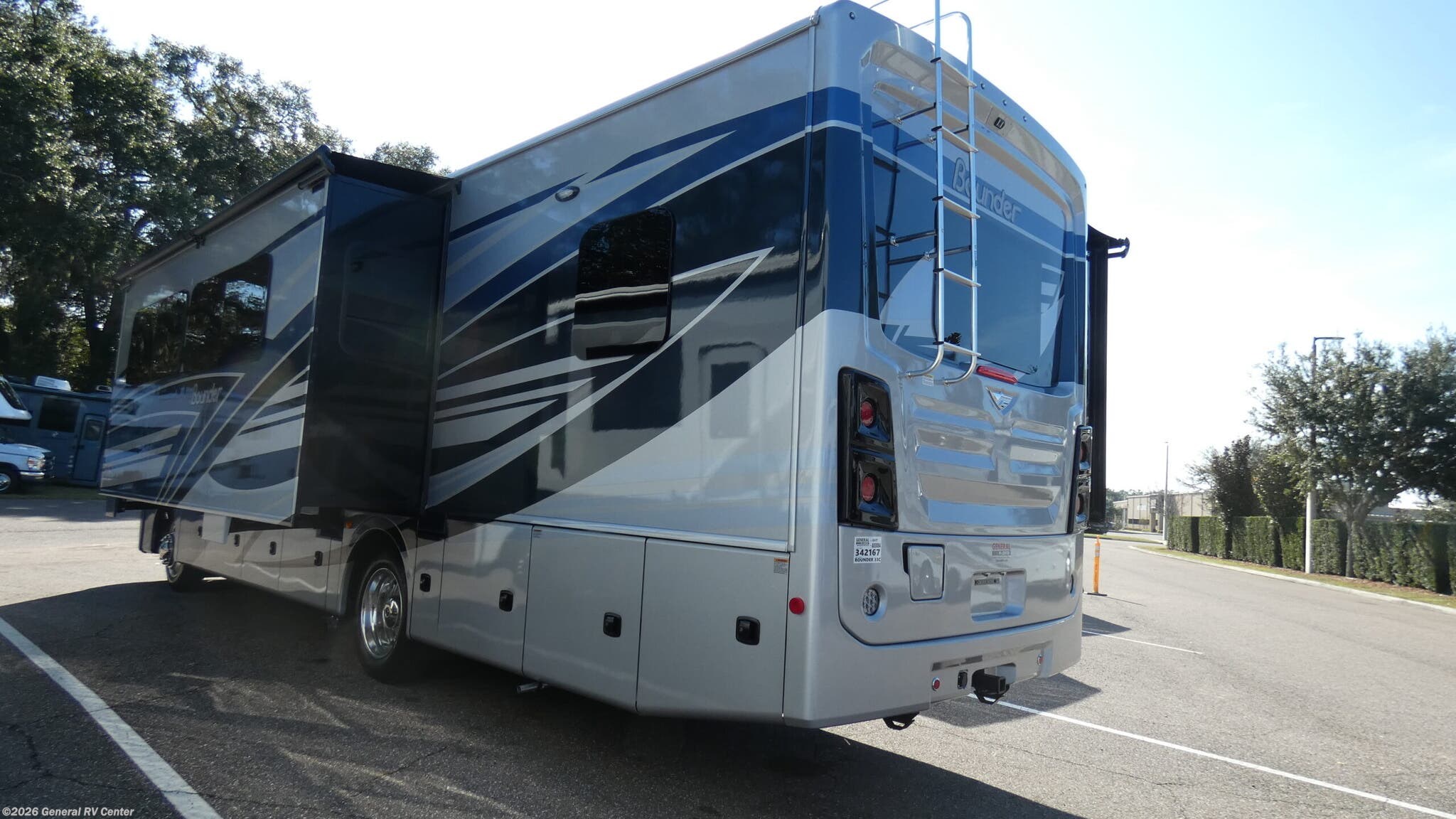 2026 Bounder 33C by Fleetwood from General RV Center in Dover, Florida