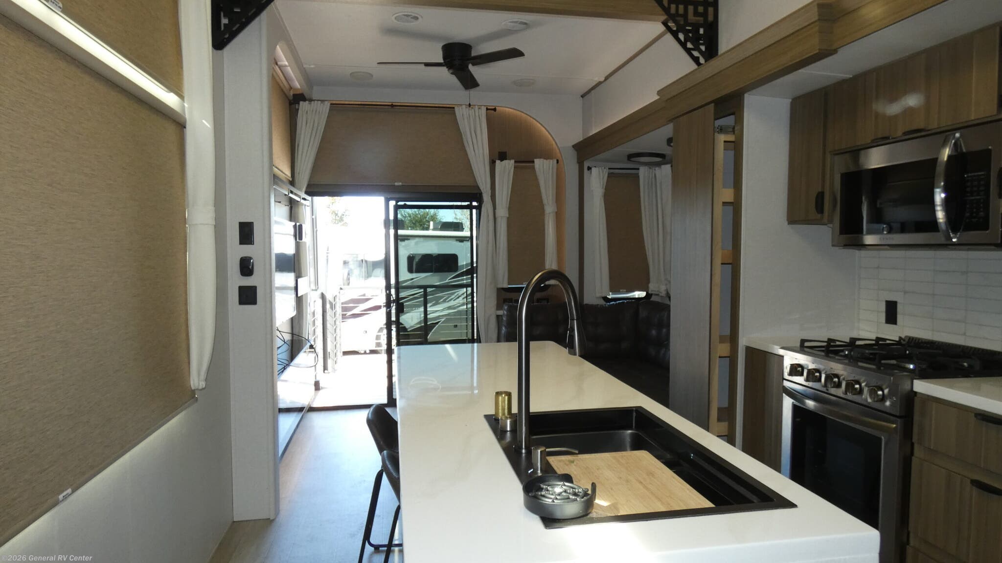 2025 Forest River Salem Grand Villa 42VERANDA - Used Destination Trailer For Sale by General RV Center in Dover, Florida