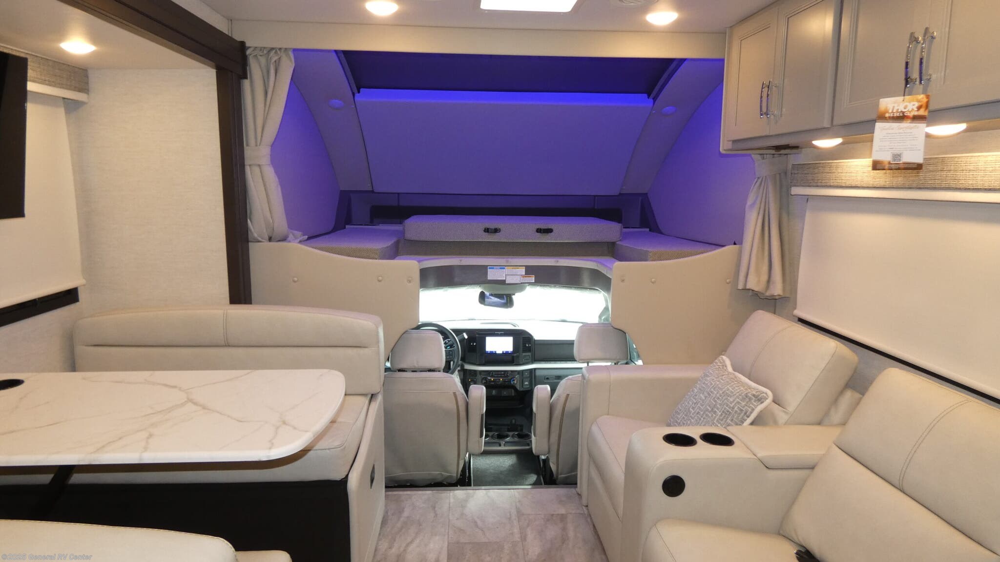 New 2026 Thor Motor Coach Magnitude X32 available in Dover, Florida