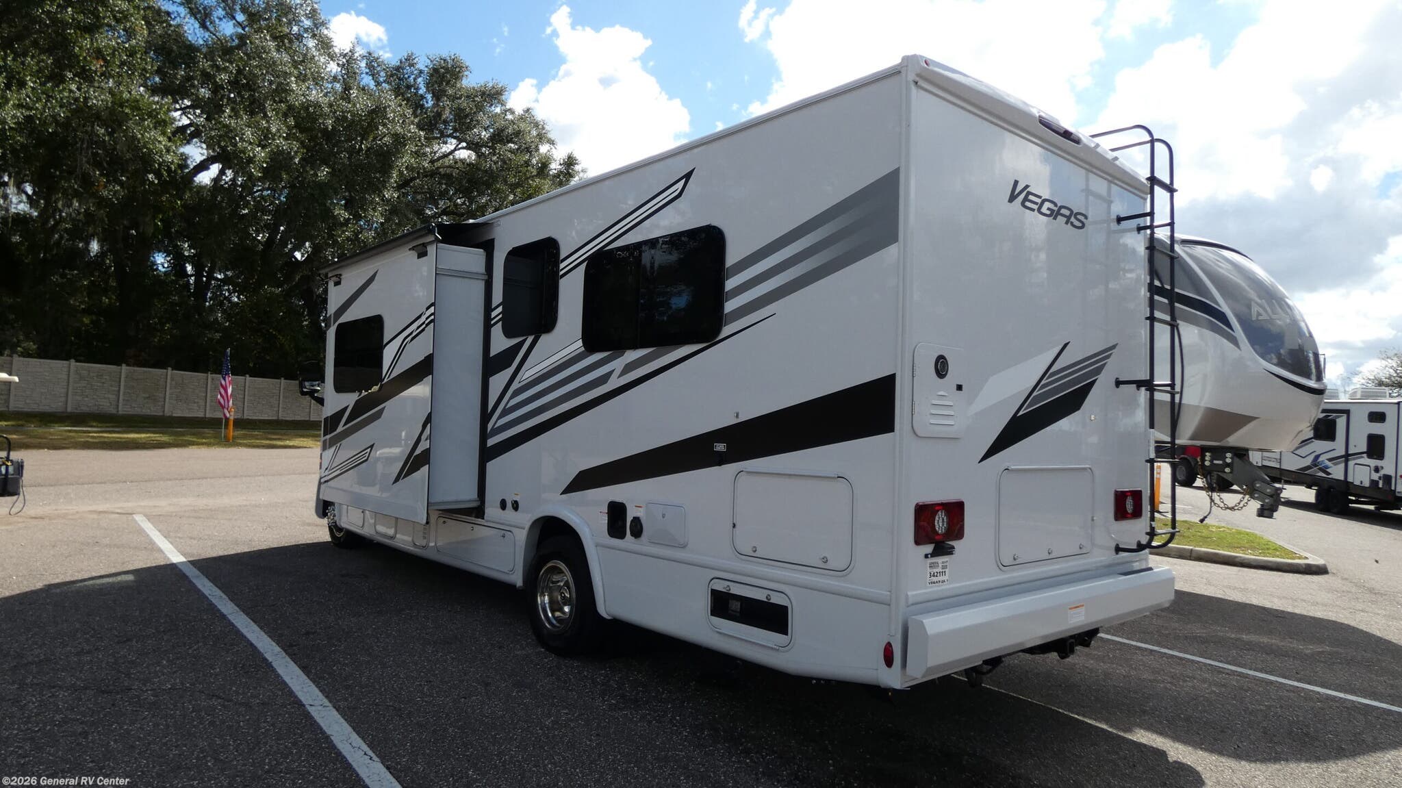 2026 Vegas 26.1 by Thor Motor Coach from General RV Center in Dover, Florida