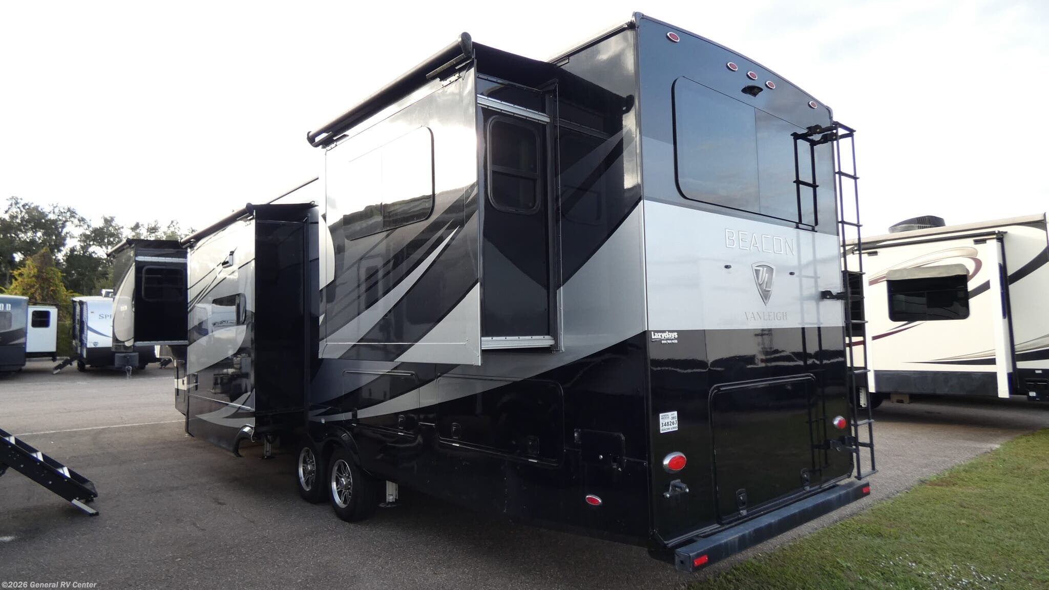 2020 Beacon 42RDB by Vanleigh from General RV Center in Dover, Florida