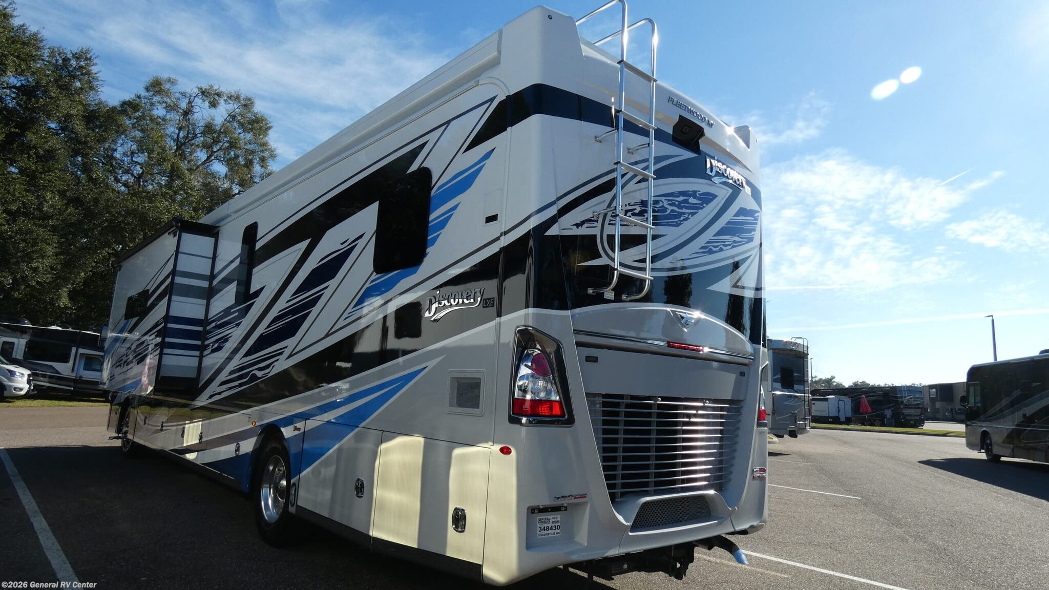2026 Discovery LXE 40G by Fleetwood from General RV Center in Dover, Florida