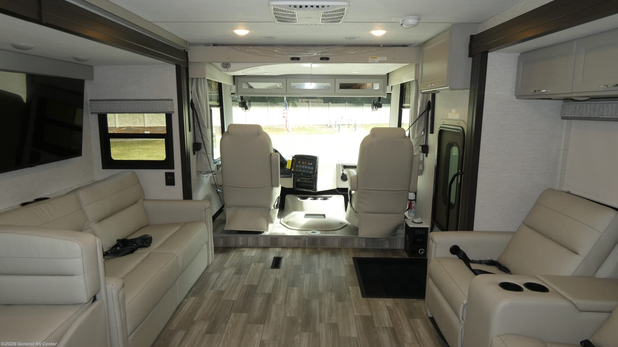 New 2026 Thor Motor Coach Luminate CC35 available in Dover, Florida