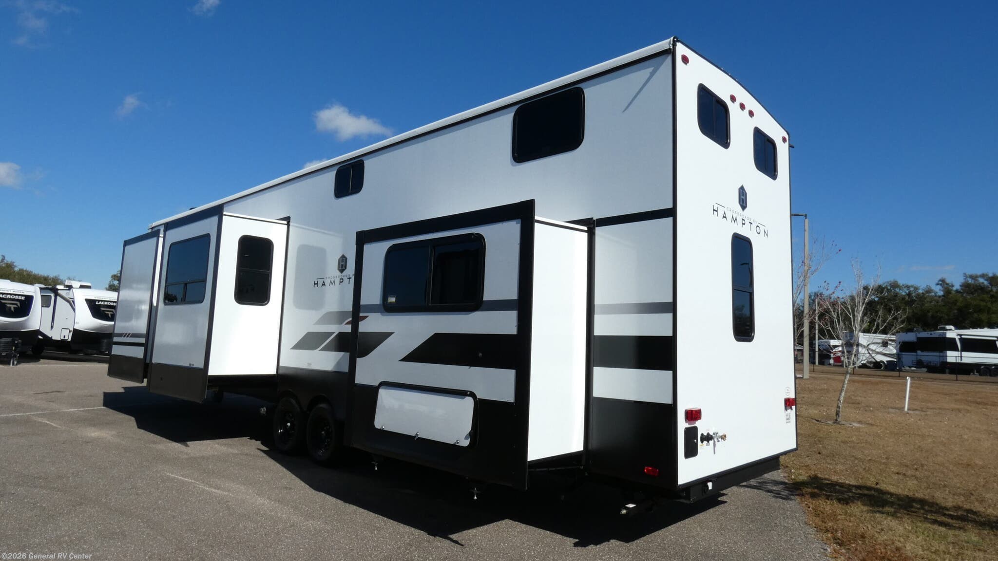 2026 Hampton 388FKL by CrossRoads from General RV Center in Dover, Florida