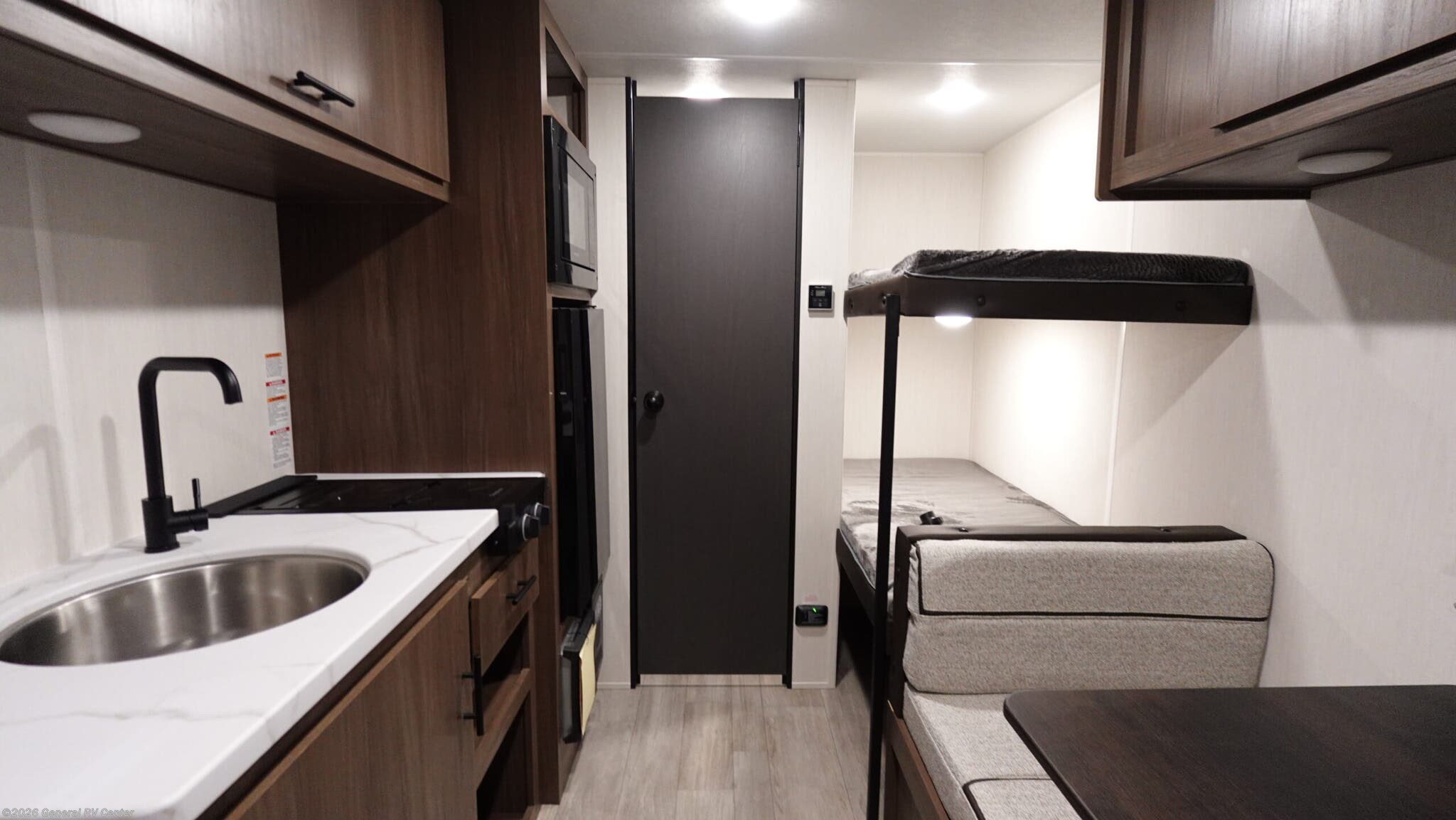 2026 Prime Time Avenger 16BHX - New Travel Trailer For Sale by General RV Center in Dover, Florida