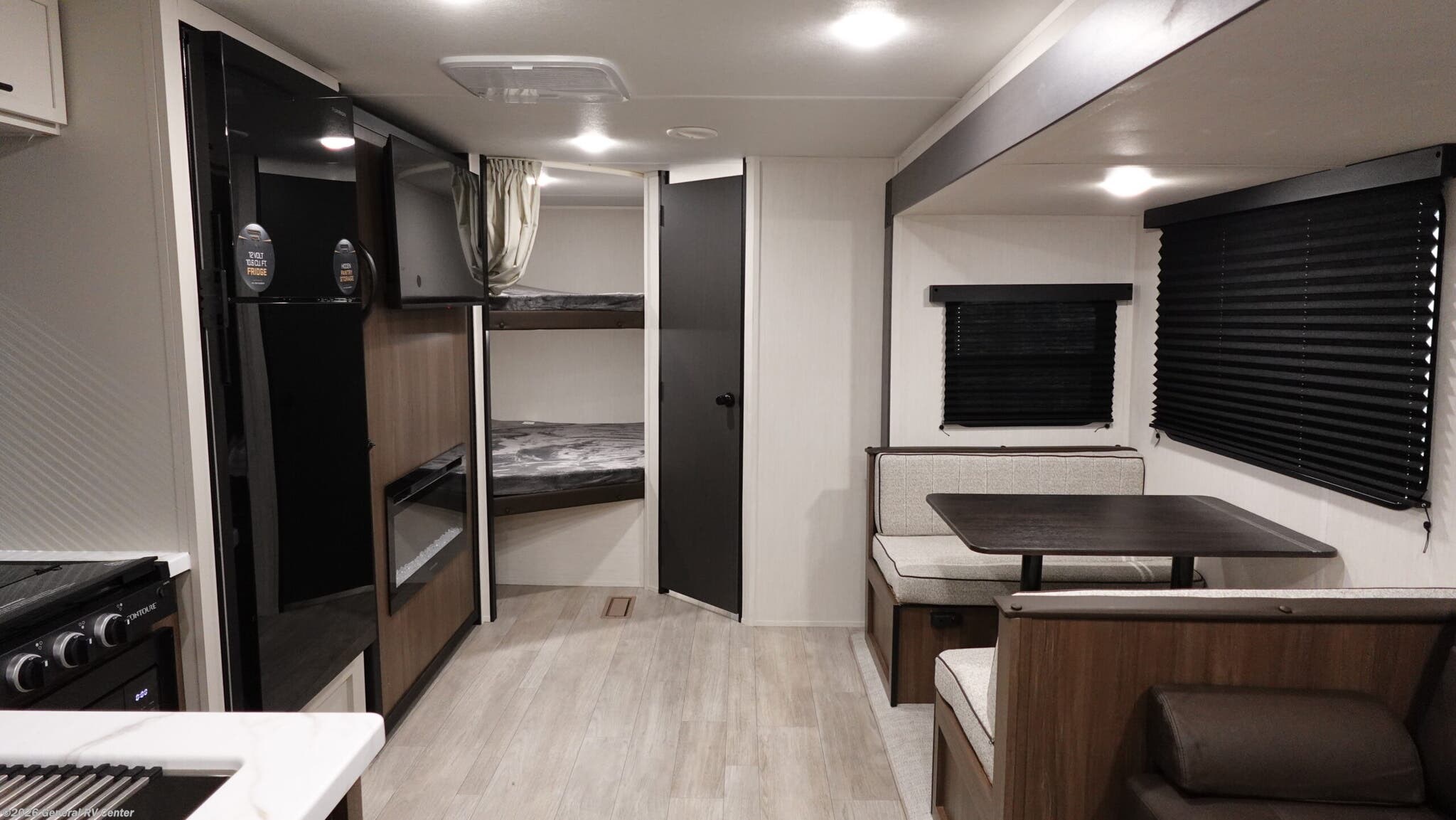 2026 Prime Time Avenger 26DBS - New Travel Trailer For Sale by General RV Center in Dover, Florida