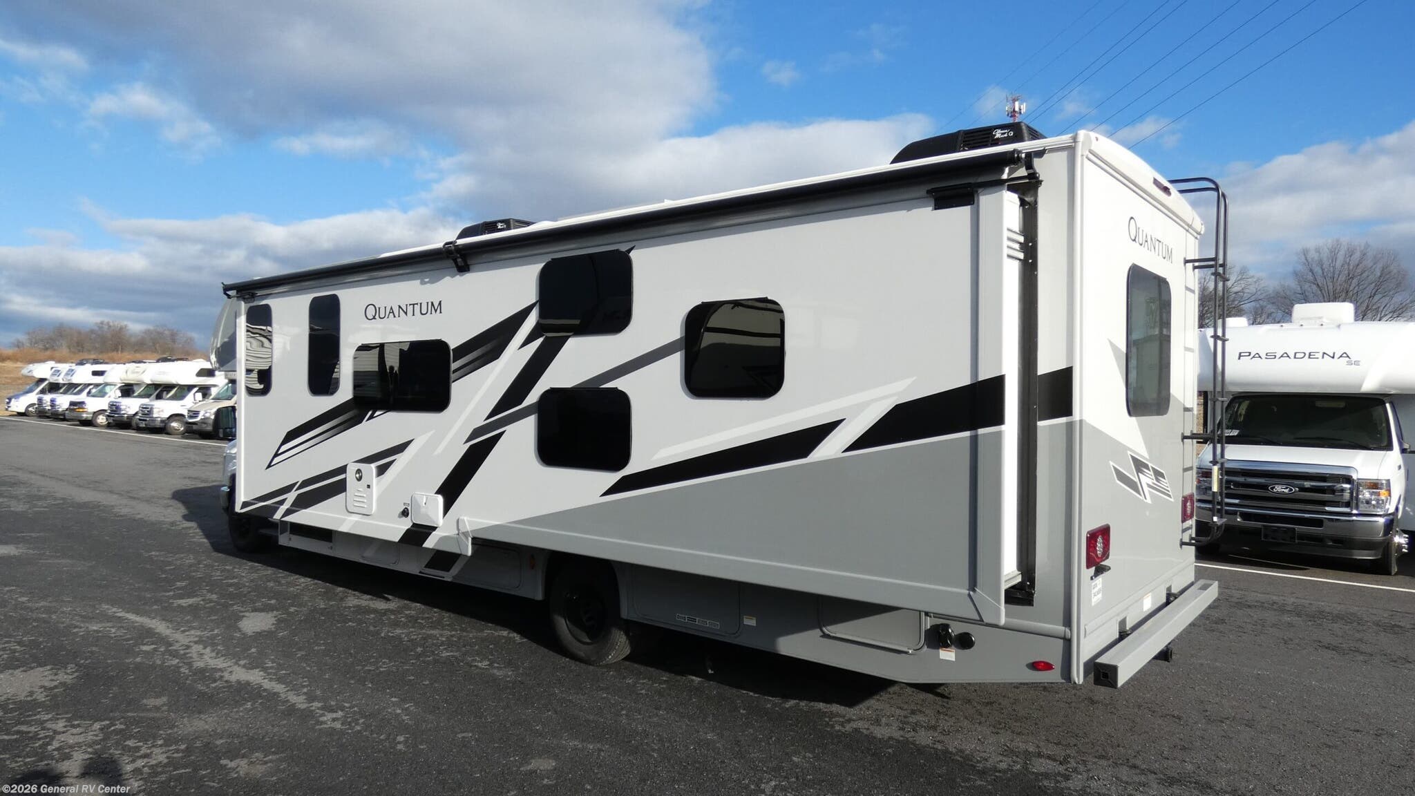 2026 Quantum LF31 by Thor Motor Coach from General RV Center in Dover, Florida