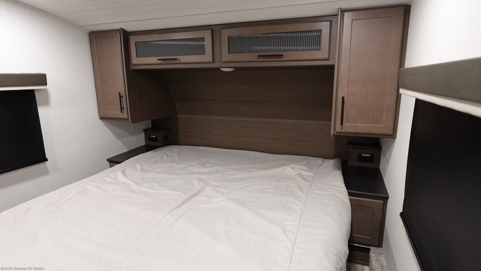 2026 Grand Design Lineage 31ZW - New Super C For Sale by General RV Center in Dover, Florida