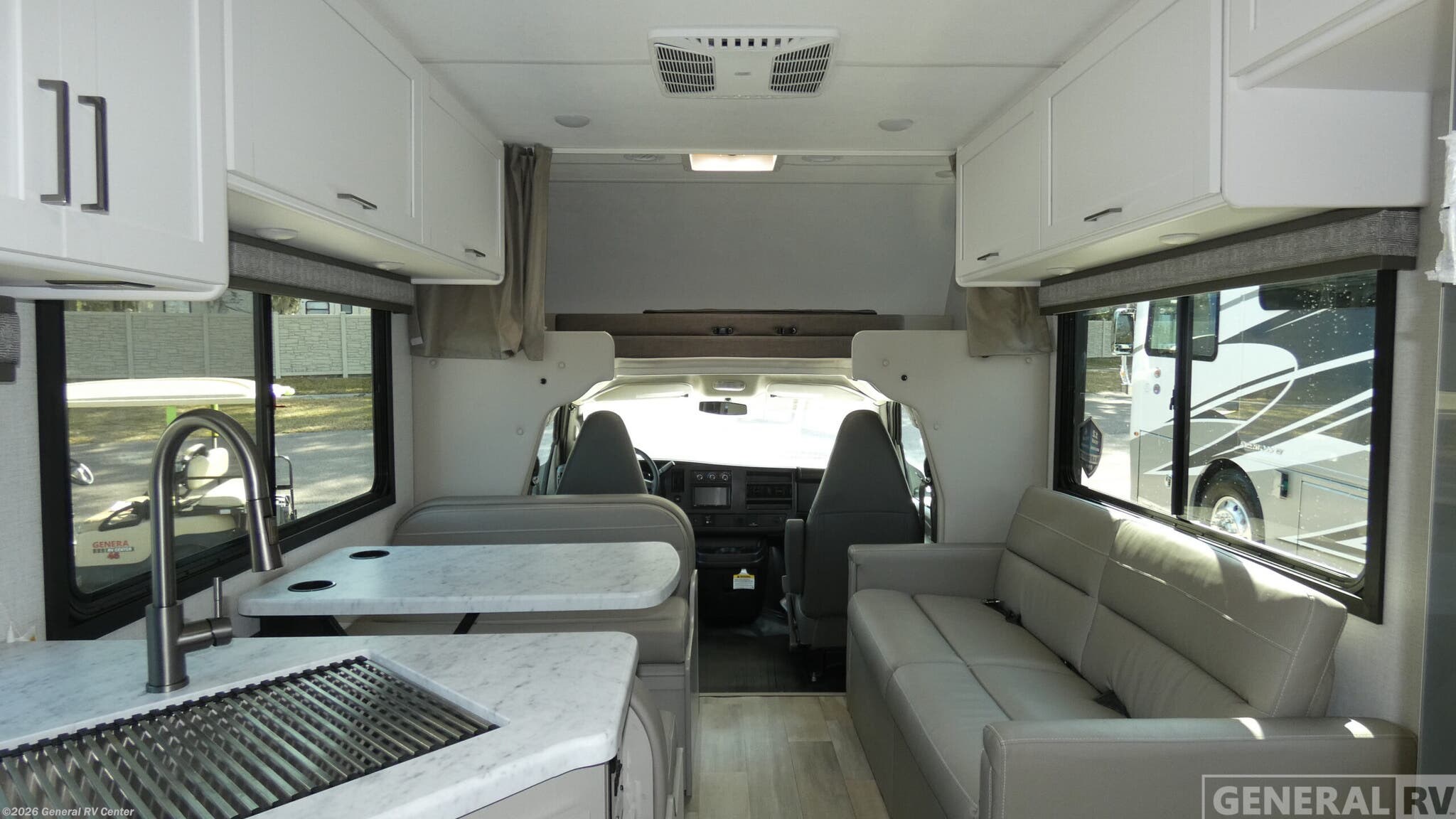 New 2026 Thor Motor Coach Pasadena se SZ28 available in Dover, Florida