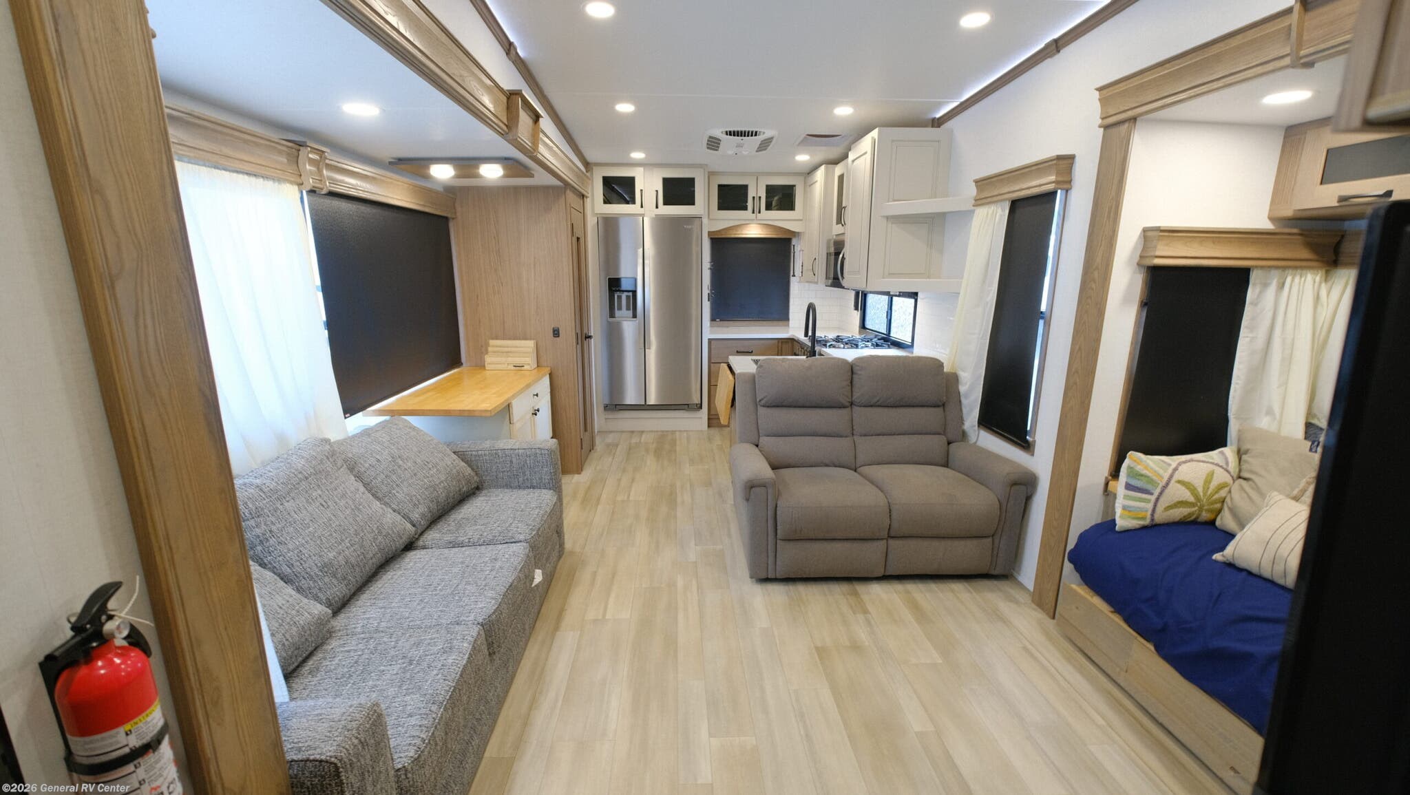 2024 Alliance RV Paradigm 382RK - Used Fifth Wheel For Sale by General RV Center in Dover, Florida