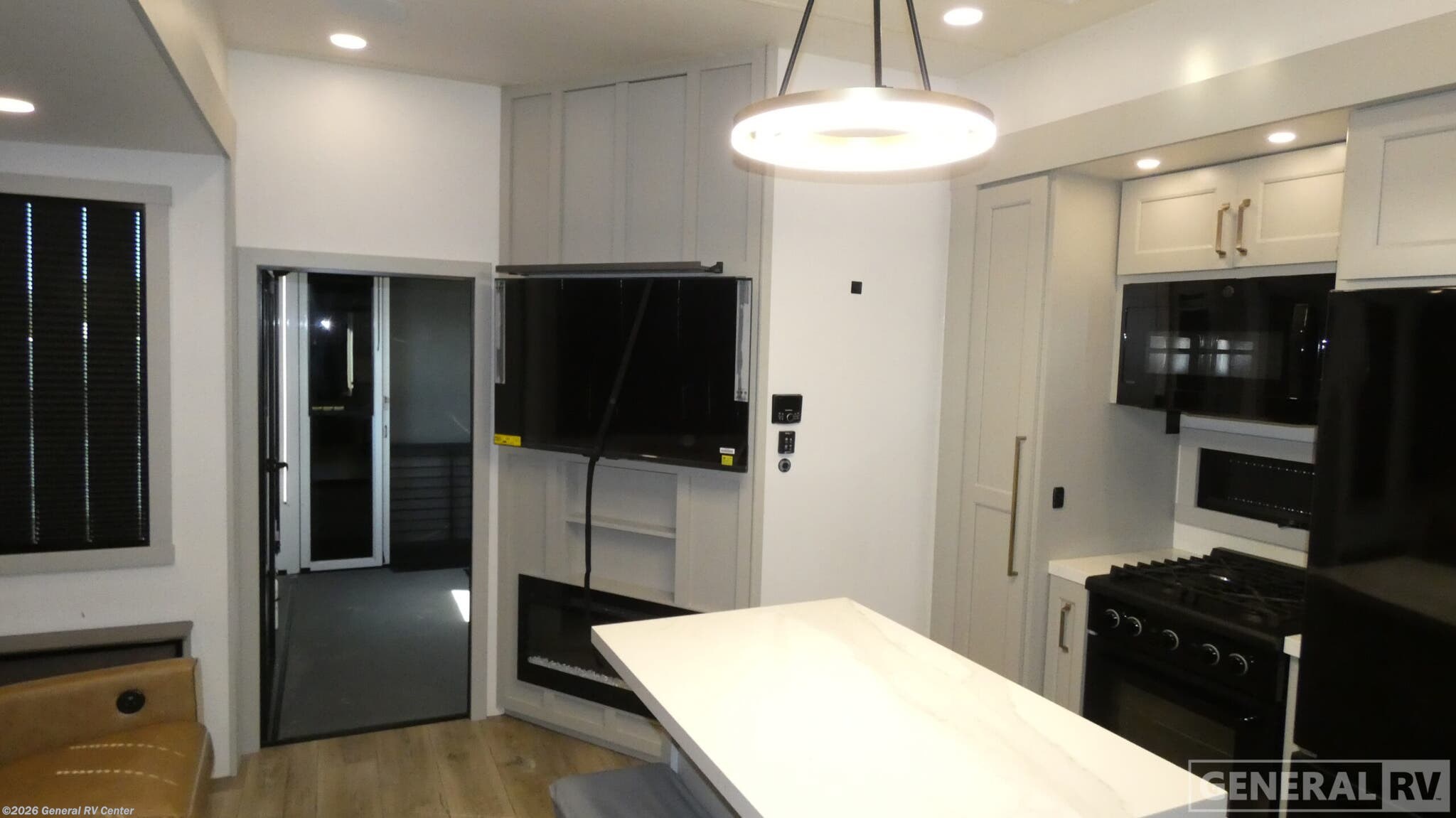 2024 Brinkley RV Model G 3500 - Used Fifth Wheel For Sale by General RV Center in Dover, Florida