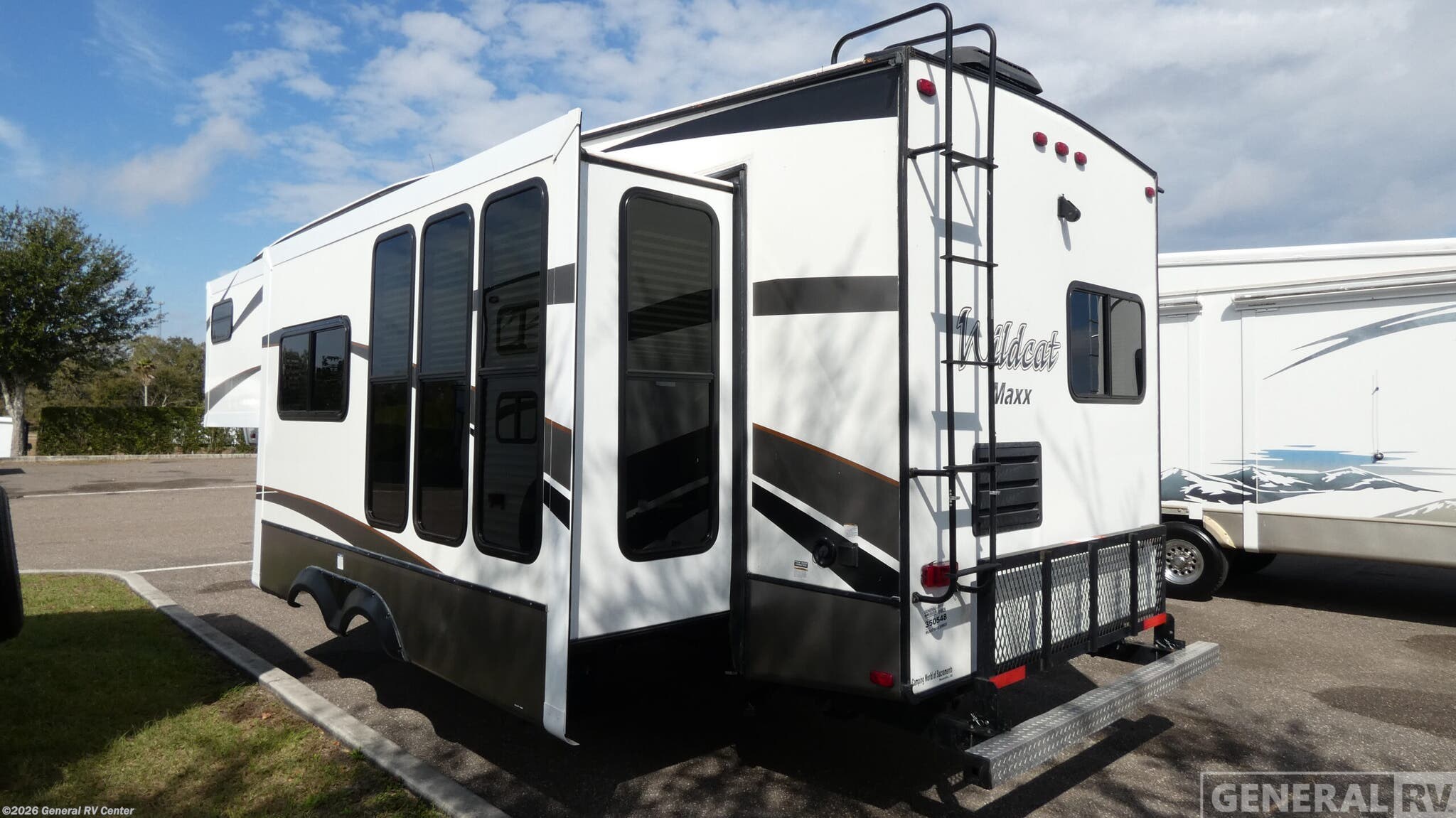 2017 Wildcat Maxx 285RKX by Forest River from General RV Center in Dover, Florida