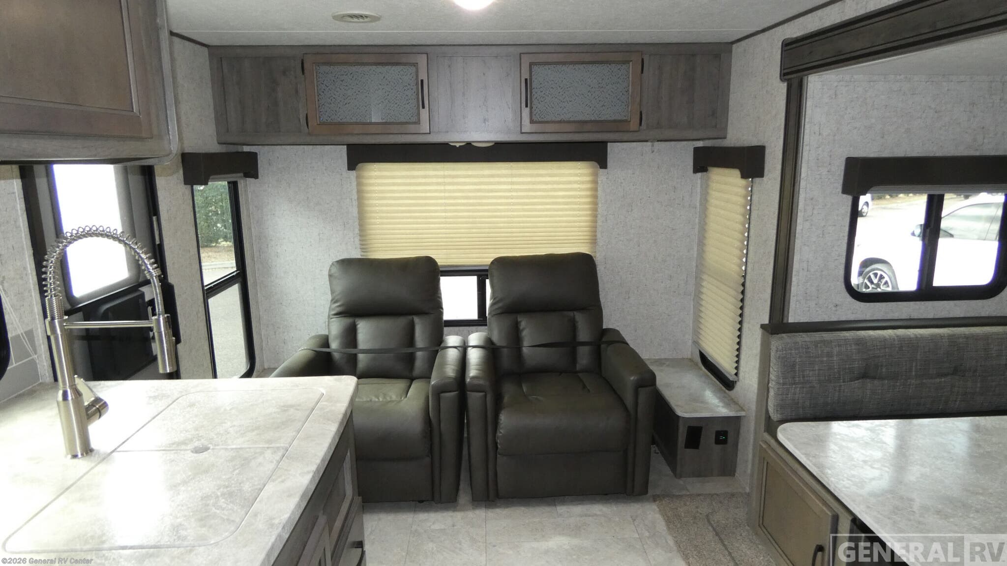 2020 Coachmen Apex 253RLS - Used Travel Trailer For Sale by General RV Center in Dover, Florida