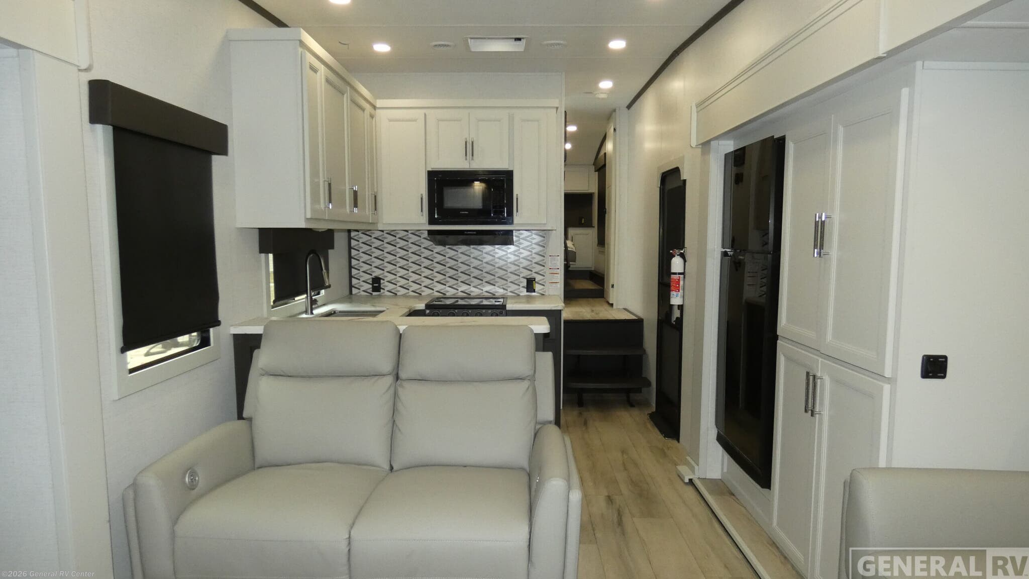 Used 2025 Keystone Arcadia Super Lite 294SLRD available in Dover, Florida