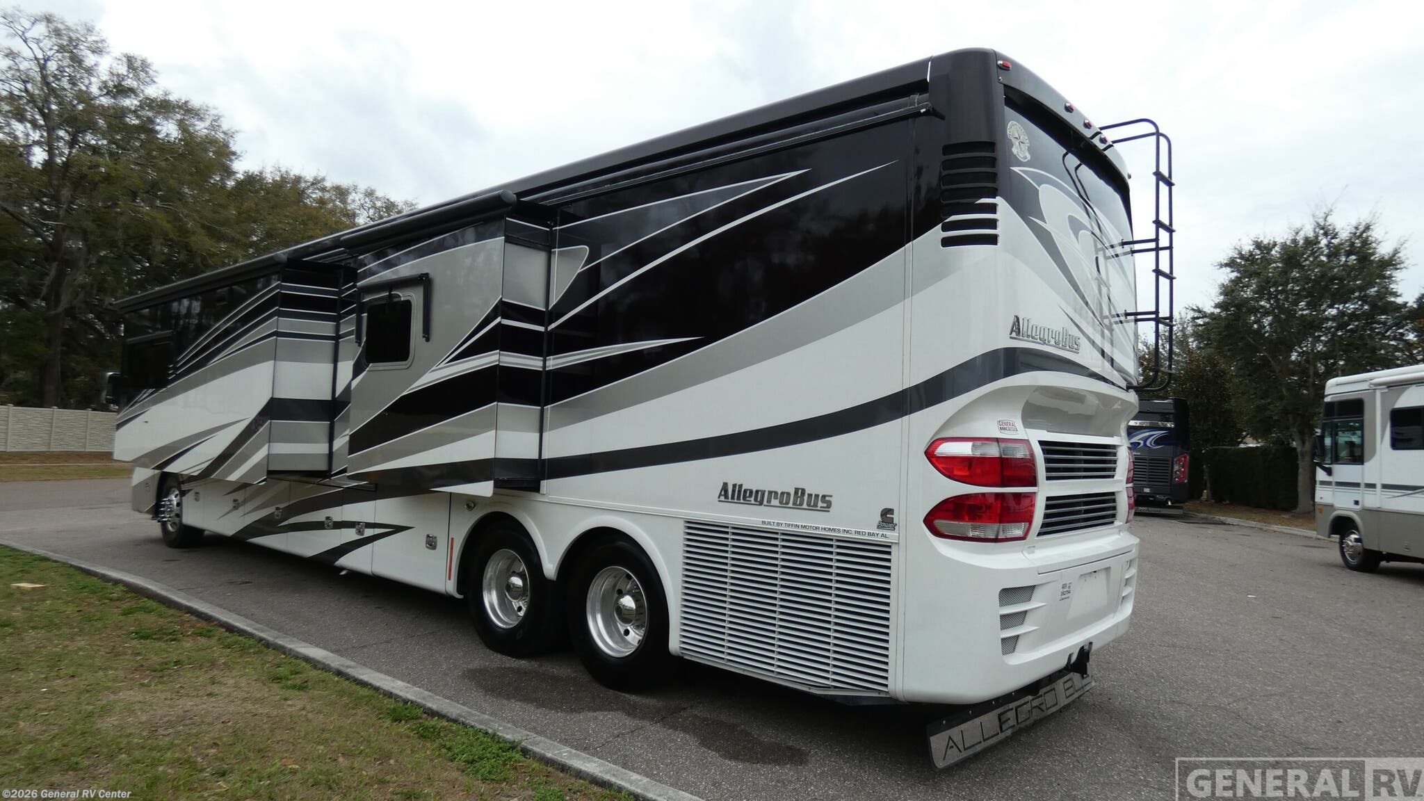 2015 Allegro Bus 45LP by Tiffin from General RV Center in Dover, Florida