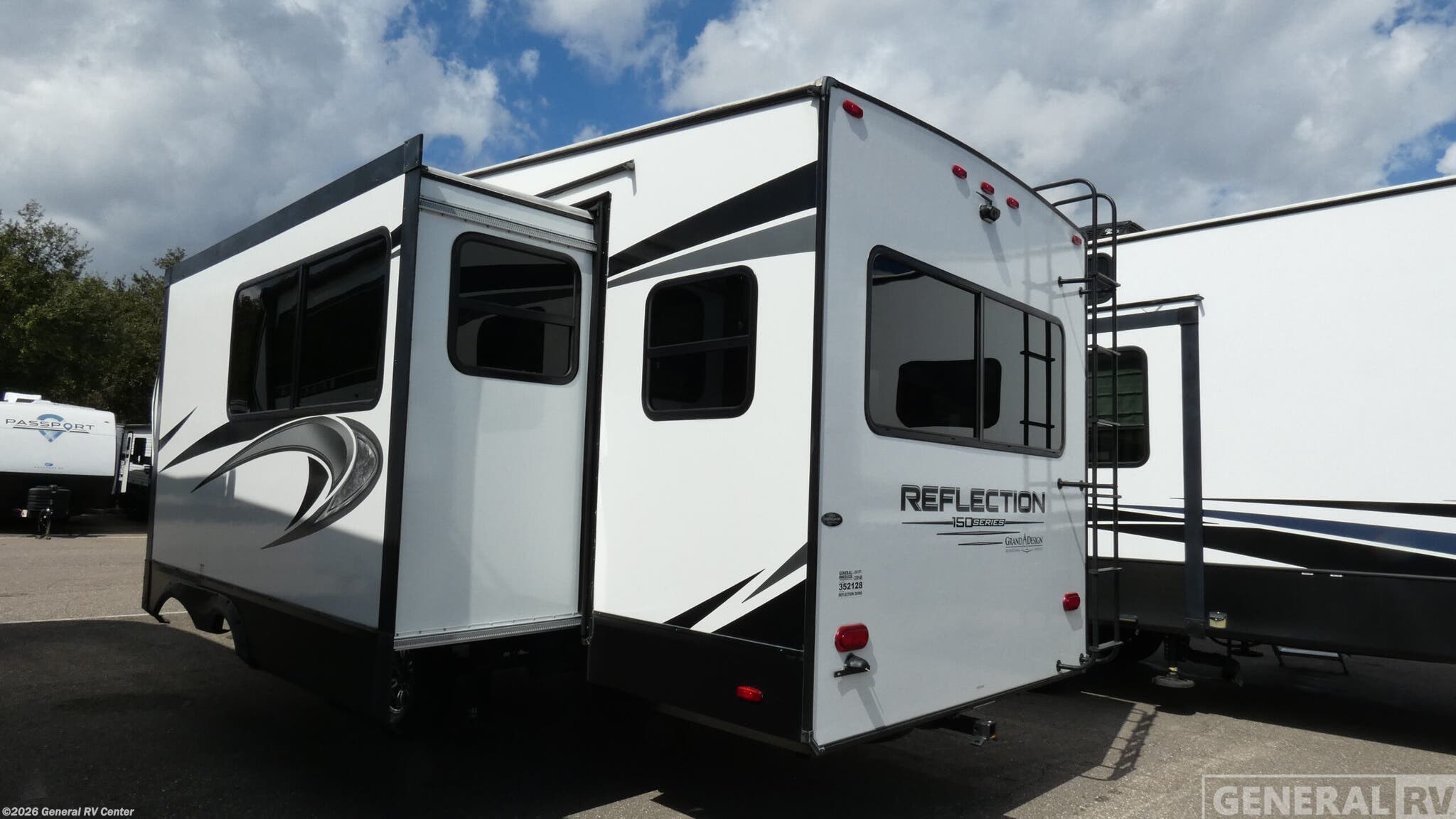 2022 Reflection 150 Series 260RD by Grand Design from General RV Center in Dover, Florida