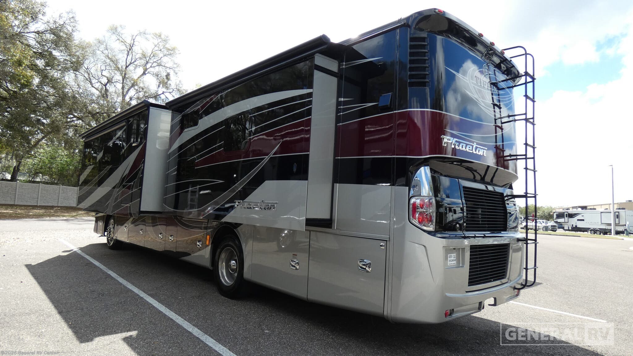 2019 Phaeton 40 QKH by Tiffin from General RV Center in Dover, Florida