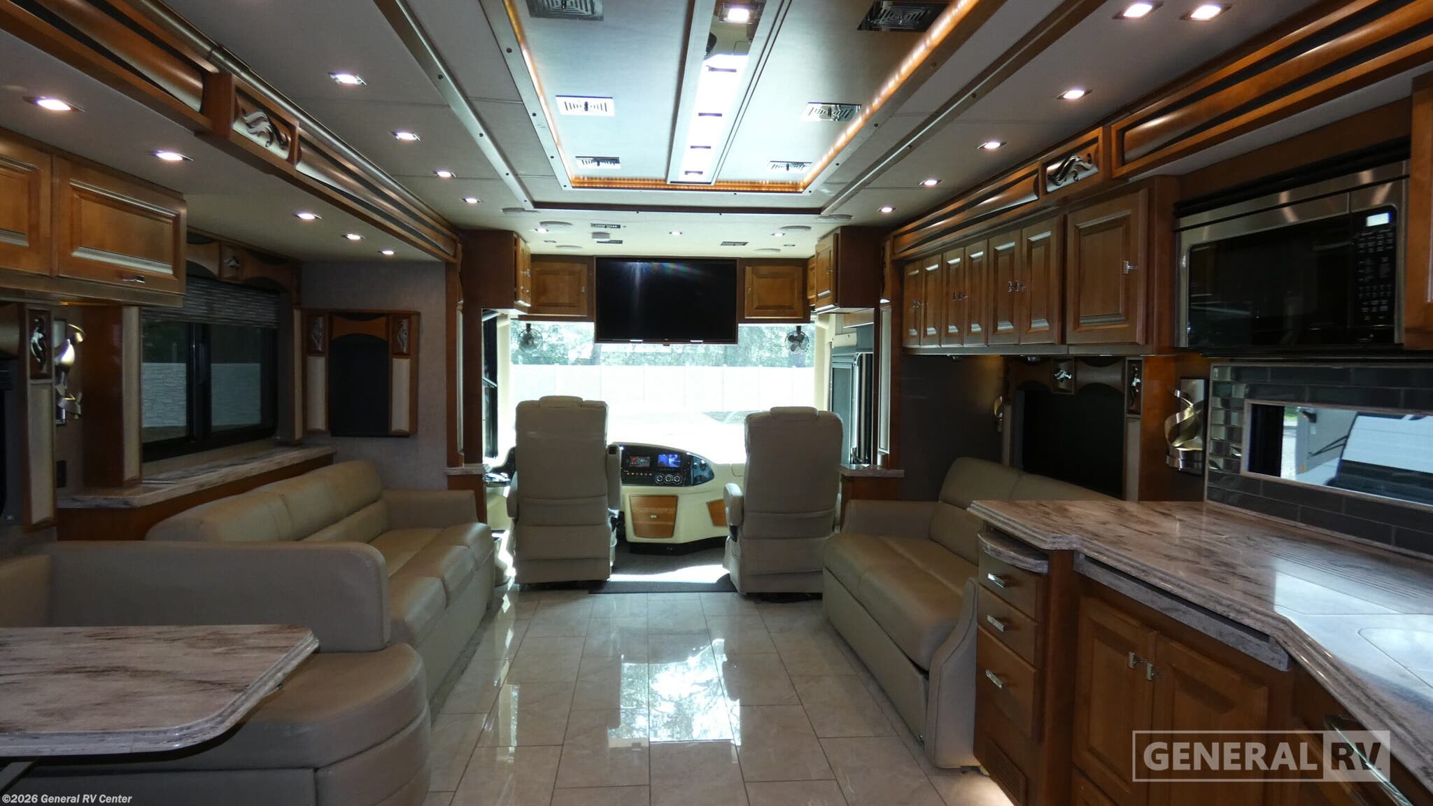 Used 2019 Tiffin Phaeton 40 QKH available in Dover, Florida