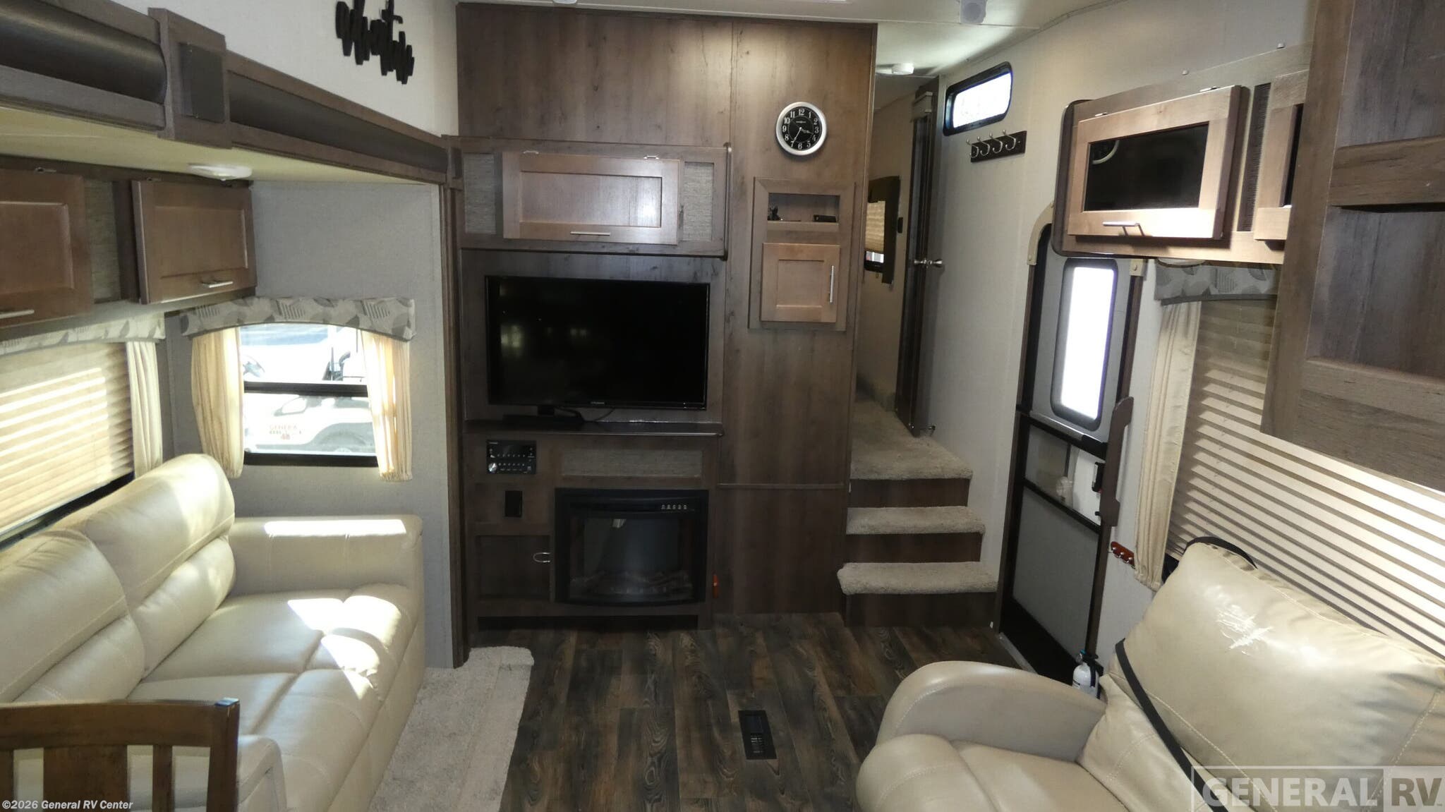 Used 2017 Forest River Wildcat Maxx 285RKX available in Dover, Florida