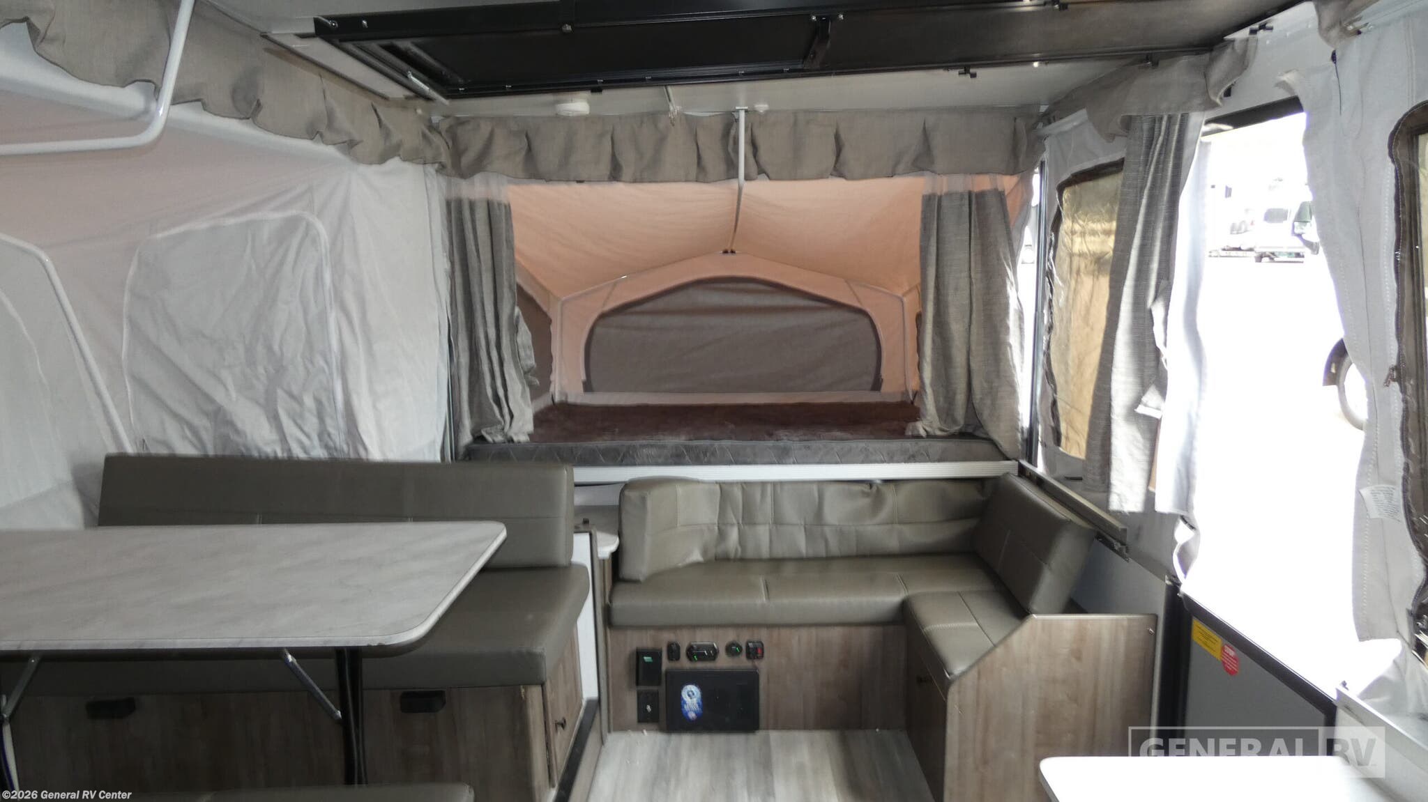 Used 2024 Forest River Flagstaff MAC SERIES 425M available in Dover, Florida