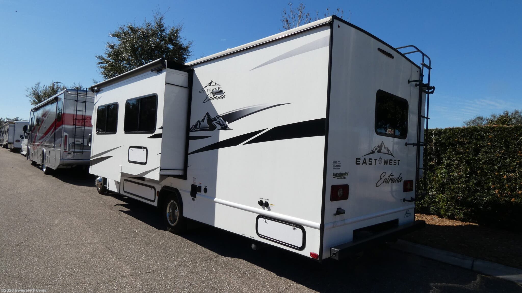 2024 Entrada 2600DS by East to West from General RV Center in Dover, Florida